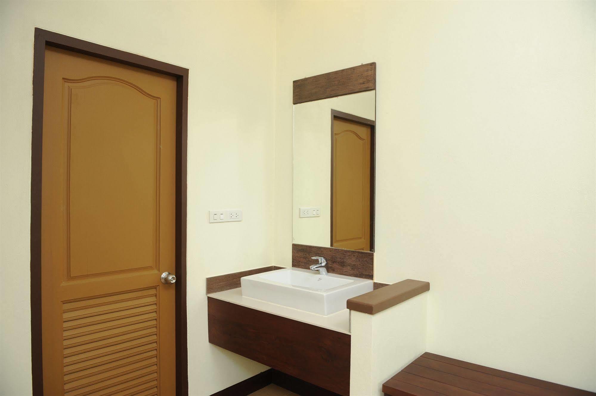 צ'יאנג מאי Mawin Hotel מראה חיצוני תמונה